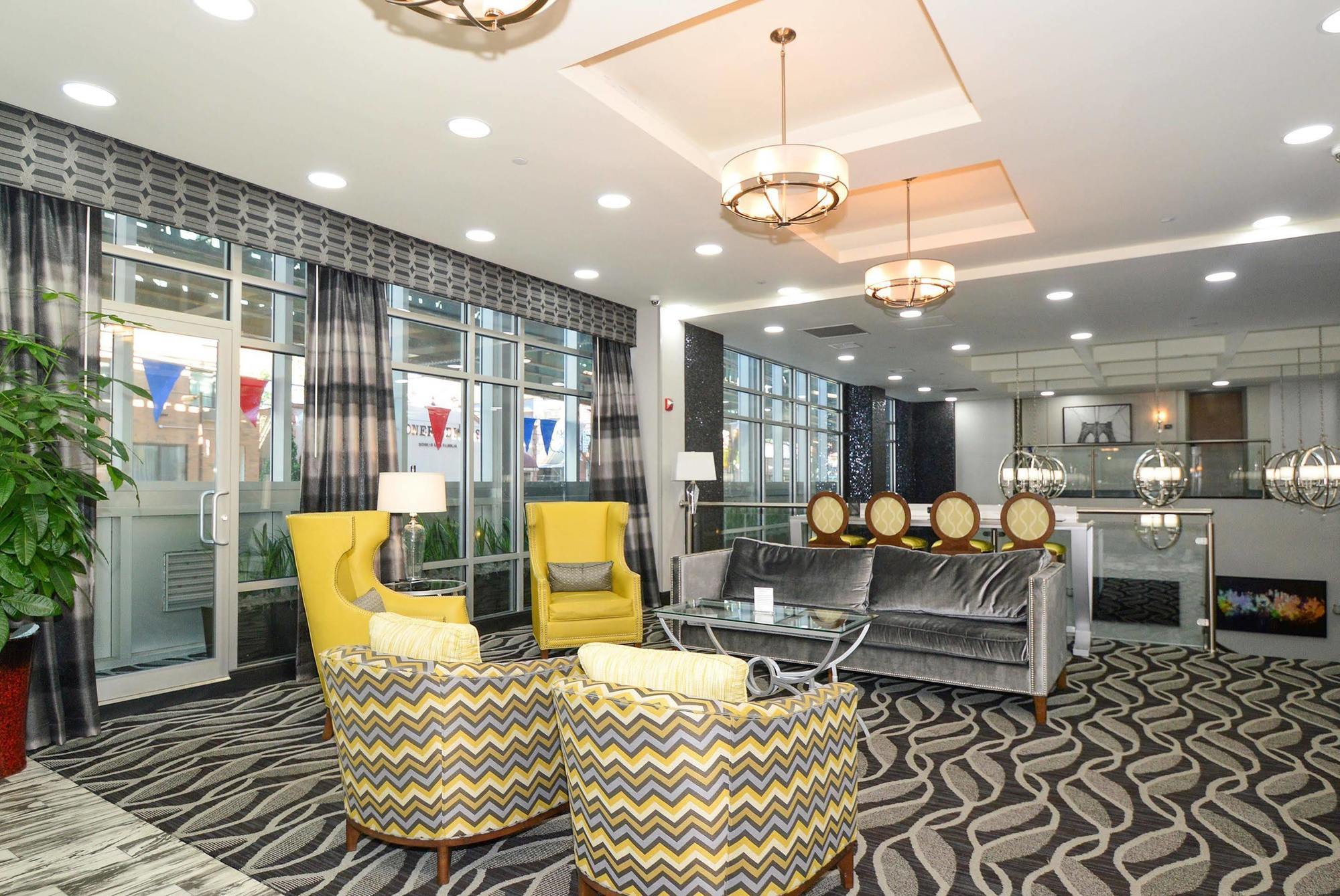 Best Western Plus Laguardia Airport Hotel نيو يورك المظهر الداخلي الصورة
